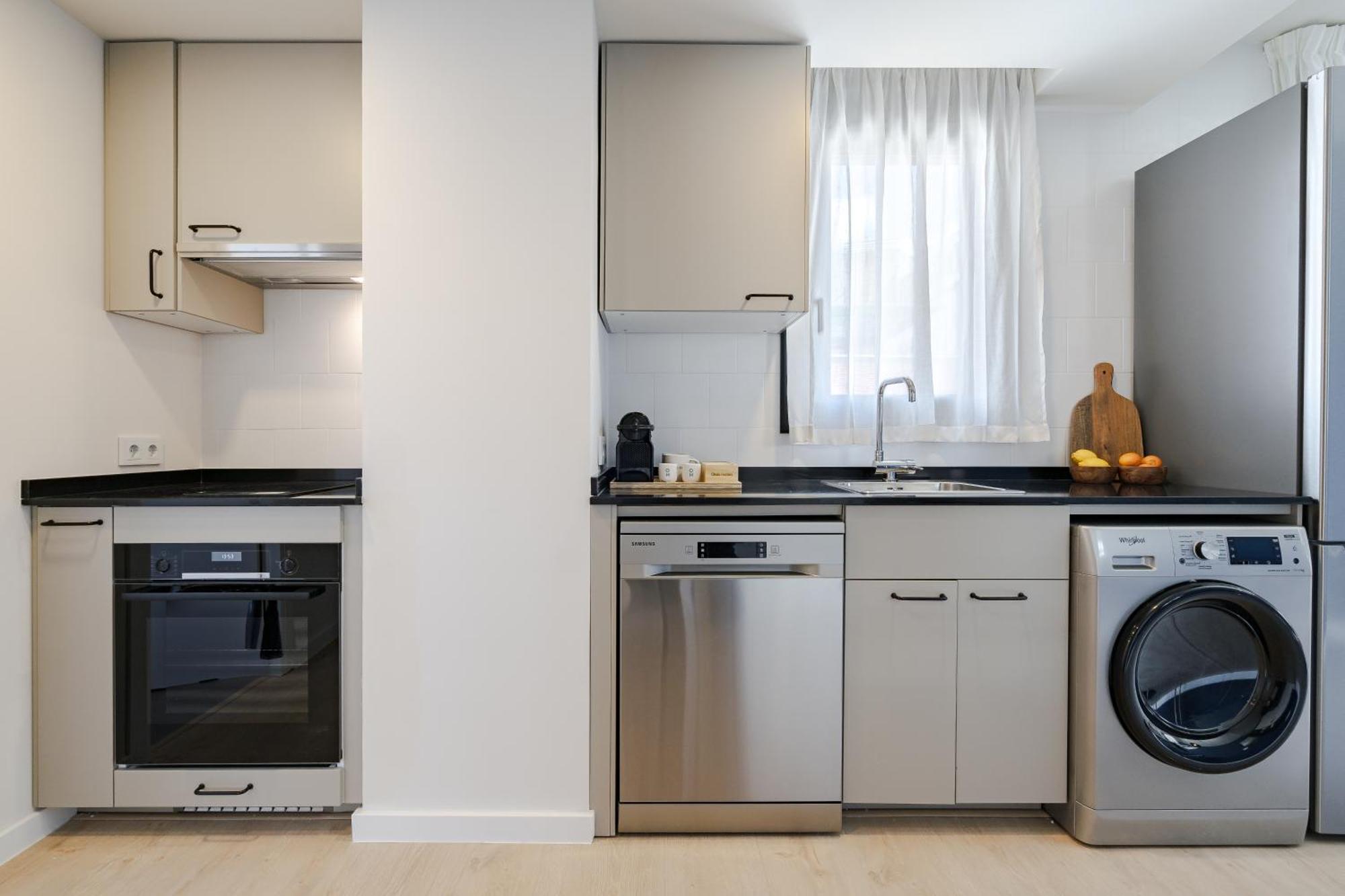Puerto Alto Apartments By Olala Homes Мадрид Екстериор снимка